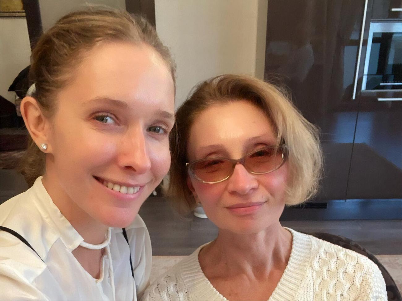 Осадчая:&nbsp;Я каждый год пишу, что хочу иметь такую же страсть к жизни, красоту и молодость, как мама