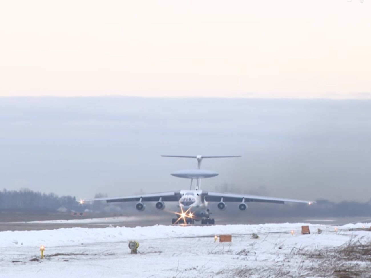 Літак ДРЛВ А-50 зробив 12 вильотів у Білорусі