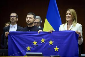 Зеленский призвал ЕС начать переговоры о членстве Украины в Евросоюзе