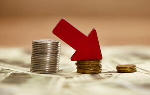 По мнению экспертов, в 2023 году профицит текущих операций РФ существенно сократится из-за санкций и снижения экспорта нефти и газа