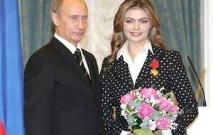 Путин и Кабаева, по данным СМИ, жили в домах в Валдае