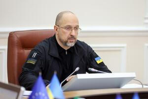 Україна виграла "не лише битву за тепло, а й битву за світло", зазначив Шмигаль