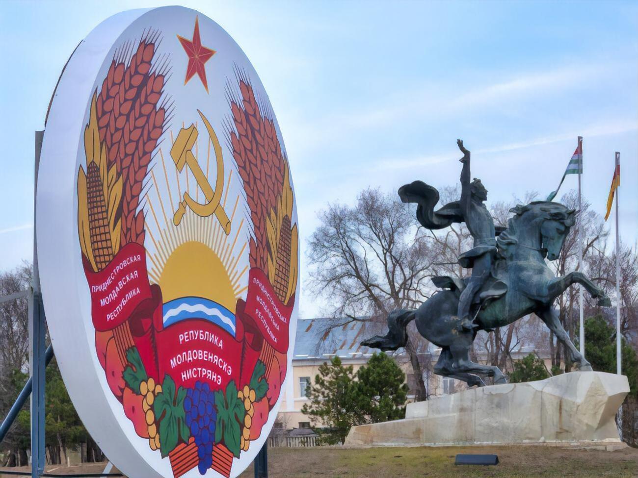 Россияне приглашают мужчин Приднестровья на военные сборы
