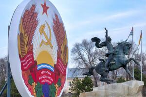Россияне приглашают мужчин Приднестровья на военные сборы