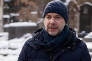 Арестович: Потом уже появился дома, какую-то одежду поменял, душ принял...