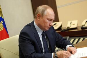 Путин подписал закон о приостановлении Россией действия договора между РФ и США о мерах по дальнейшему сокращению и ограничению стратегических наступательных вооружений