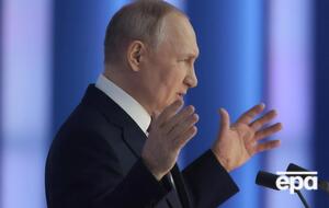 Уже "как-то стыдно" издеваться над Путиным (на фото), отметил Шустер