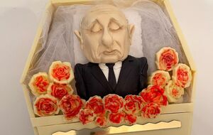 Одним із бажань іменинника було побачити російського диктатора Путіна мертвим. Кондитерка реалізувала цю мрію