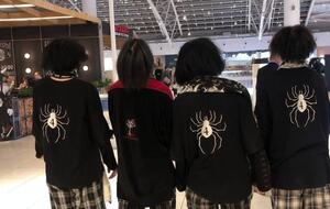 Символы подростковой "ЧВК" Редан" – пауки и черный цвет