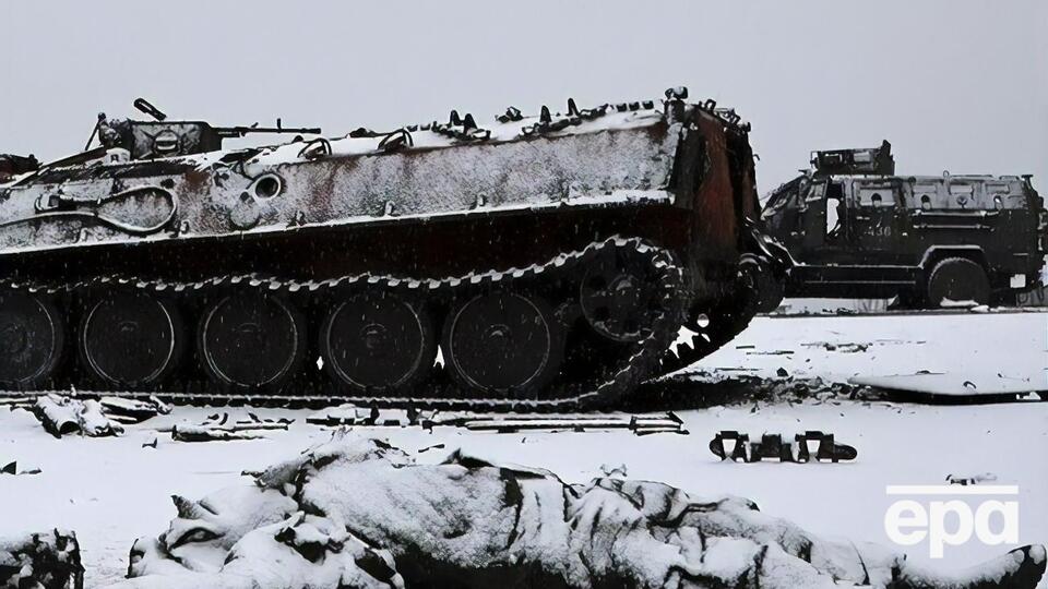 Россия под Бахмутом теряет сотни человек в день, пишет NYT