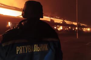 В Херсоне сгорел склад "Эпицентра", где хранилась пиротехника