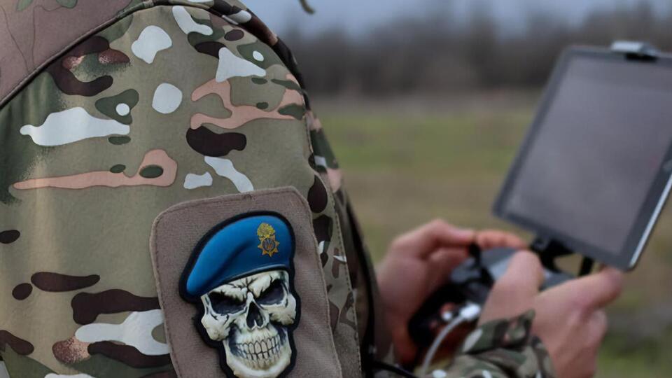 По данным Генштаба ВСУ, с начала полномасштабного вторжения РФ украинские военные уничтожили 294 российских самолета