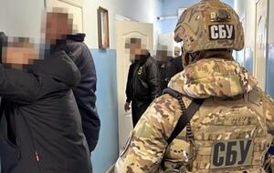 СБУ підозрює одеських та чернівецьких митників у хабарництві