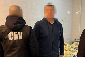 Один із епізодів справи стосується "незаконного заволодіння майном" колишнім головою Херсонської ОВА, розповіли в СБУ