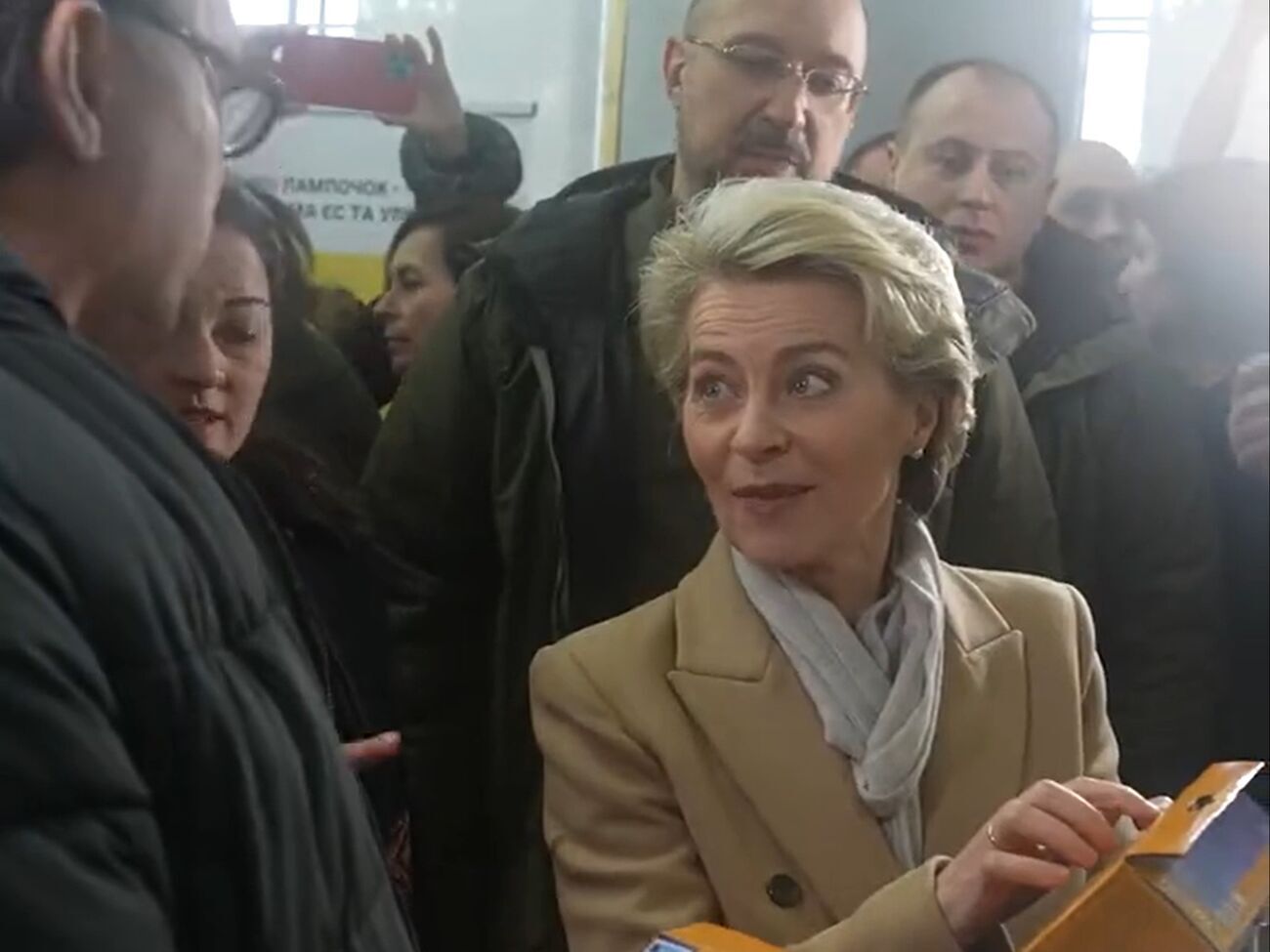 ЕС с радостью предоставляет Украине 35 млн LED-ламп, отметила фон дер Ляйен