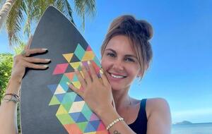 По словам Созанской, россиянка сперва ответила им пренебрежительно, а после напала на ее подругу