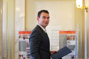 Железняк сообщил, что Резникова могут заменить на Буданова