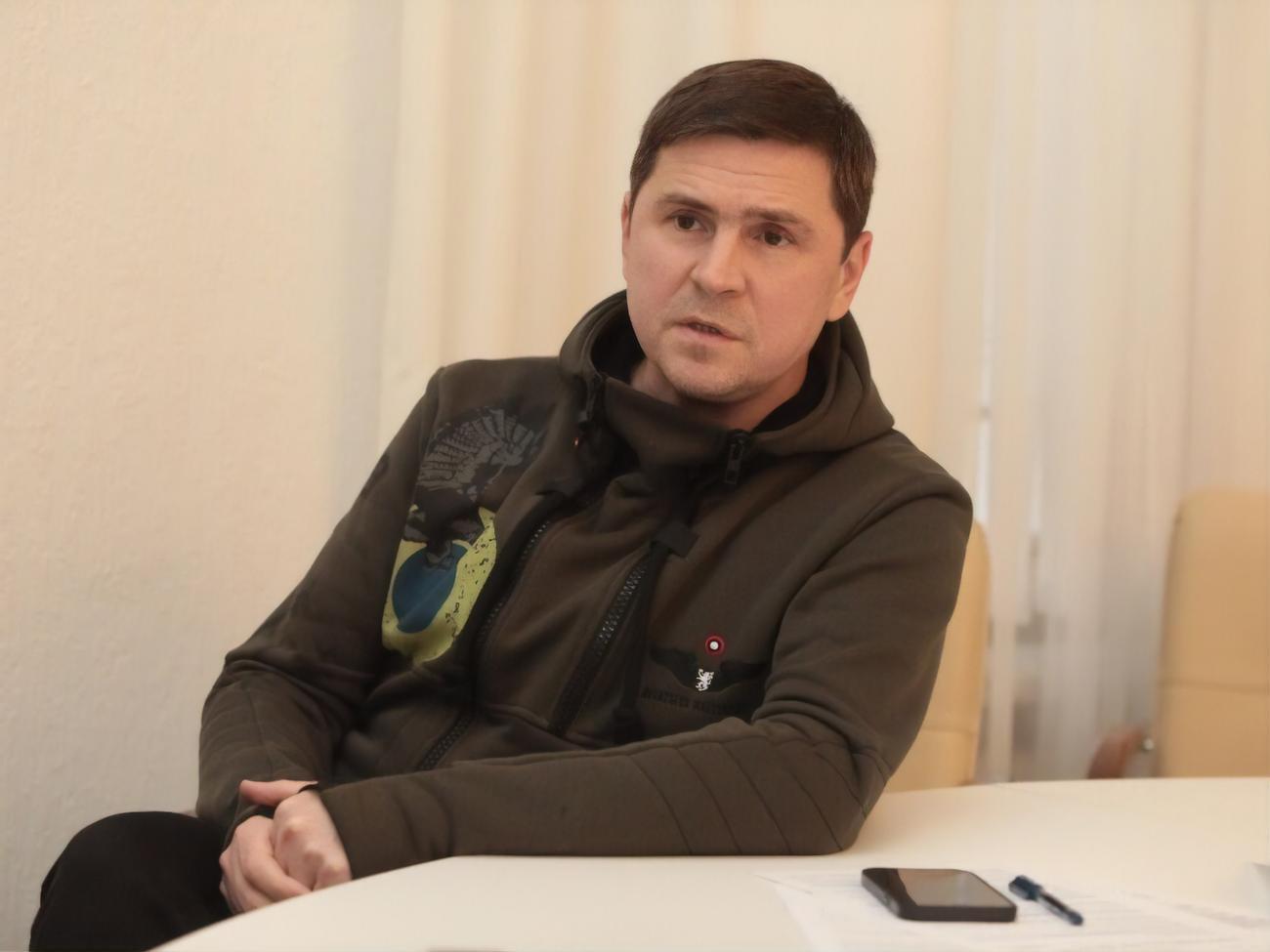 Подоляк про твердження Беннета: Все це фікція