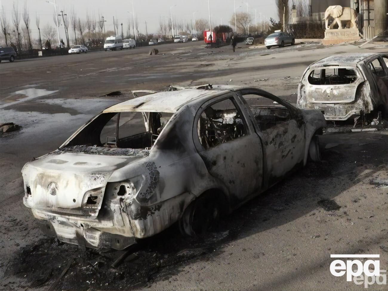 Частина автомобілів спалахнула