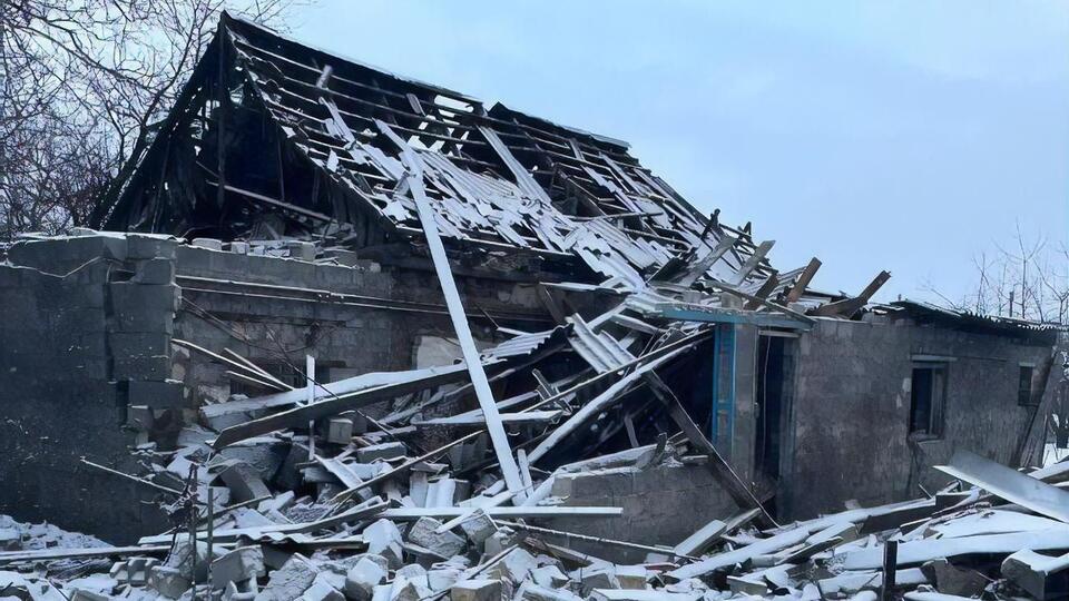 Мирные жилые кварталы вновь попали под российские ракетные и артиллерийские удары