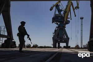 Мариупольский порт оккупанты превращают в военную базу, заявил Андрющенко