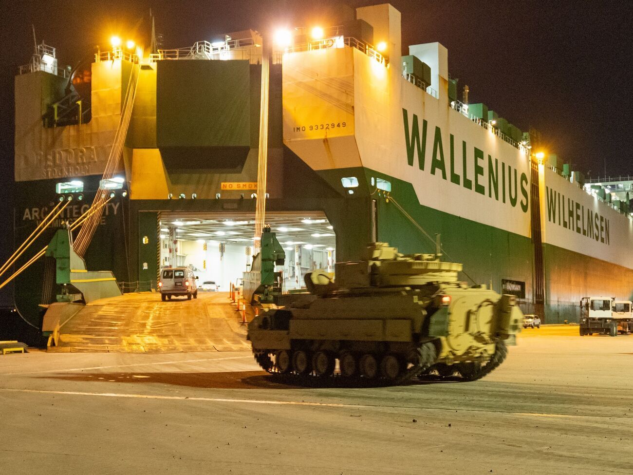 Судно Arc Integrity прибыло в порт британского Саутгемптона днем 6 февраля