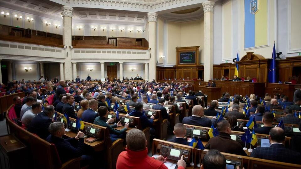 У Раді ухвалили закони щодо імпорту важливих для оборони товарів