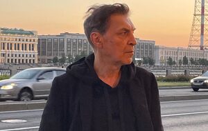 Россиянам еще предстоит узнать всю правду о развязанной их страной войне в Украине, и это плохо отразится на психическом здоровье нации, считает Невзоров