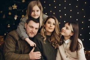 Новонароджений син став третьою дитиною Лариси та Андрія Білозірів. У пари є дві старші доньки