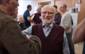 Завдяки алгоритму Лемпеля (у центрі) з'явилася можливість стиснення графічних і аудіоданих, завдяки чому розробили сучасні формати файлів для таких даних