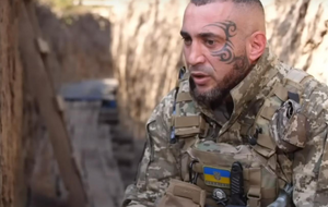 Десятник отметил, что "переругался с половиной своей семьи"