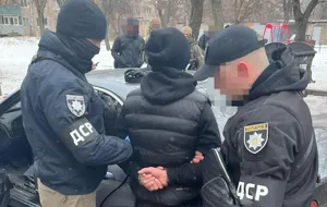 В Харькове задержали участников банды, которая шантажировала наркозависимых и вымогала деньги