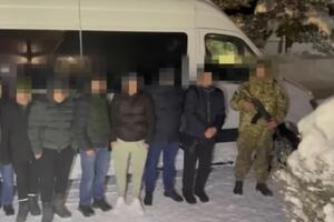 Із початку дії воєнного стану незаконно покинути Україну намагалося 12 тис. чоловіків, повідомили у ДПСУ 30 грудня