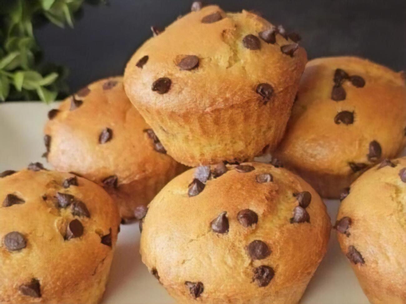 Кекси випікаємо в розігрітій до 180 &deg;С духовці протягом 20 хв