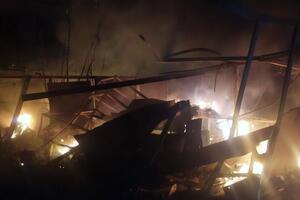 На месте попадания возник пожар