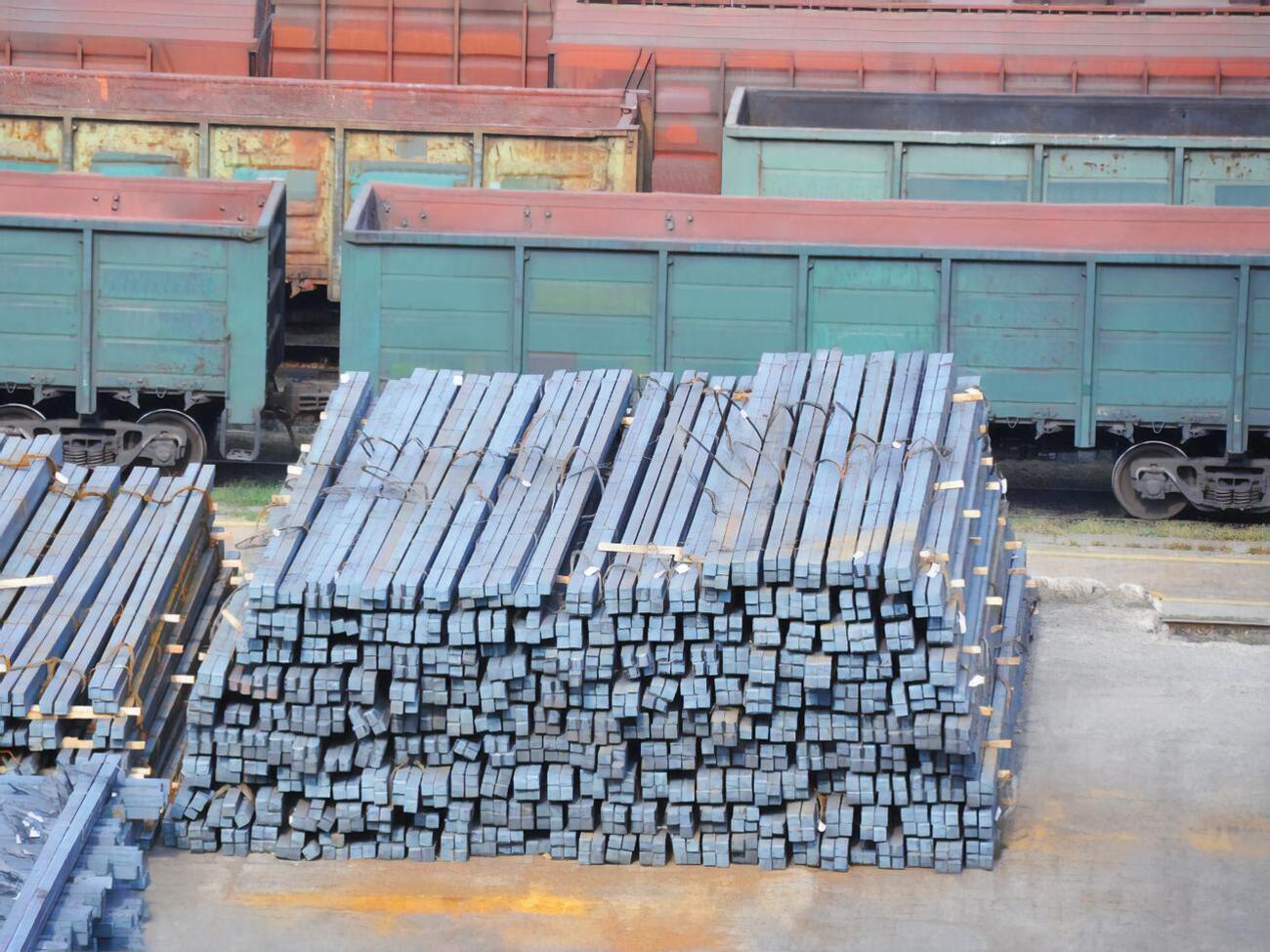 Из-за агрессии России вывозить металлопродукцию из Украины на экспорт по морю сейчас невозможно