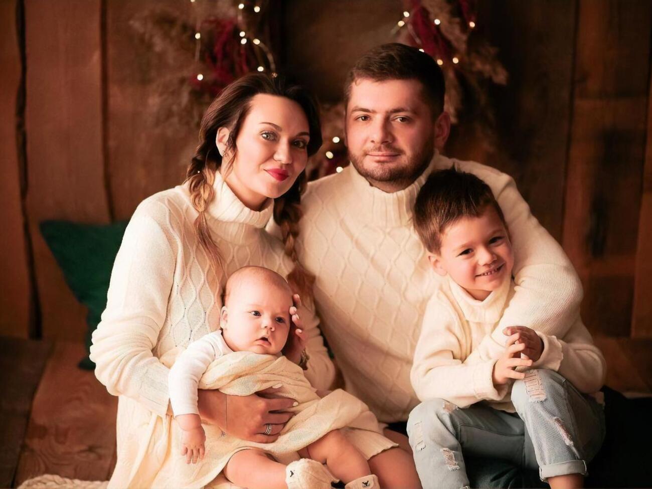 Саливанчук призналась, что,&nbsp;когда муж-нардеп начинает ей рассказывать о политиках, она "даже не хочет это слушать"