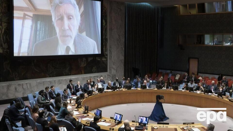 Уотерс заявил, что вторжение Российской Федерации в Украину было незаконным