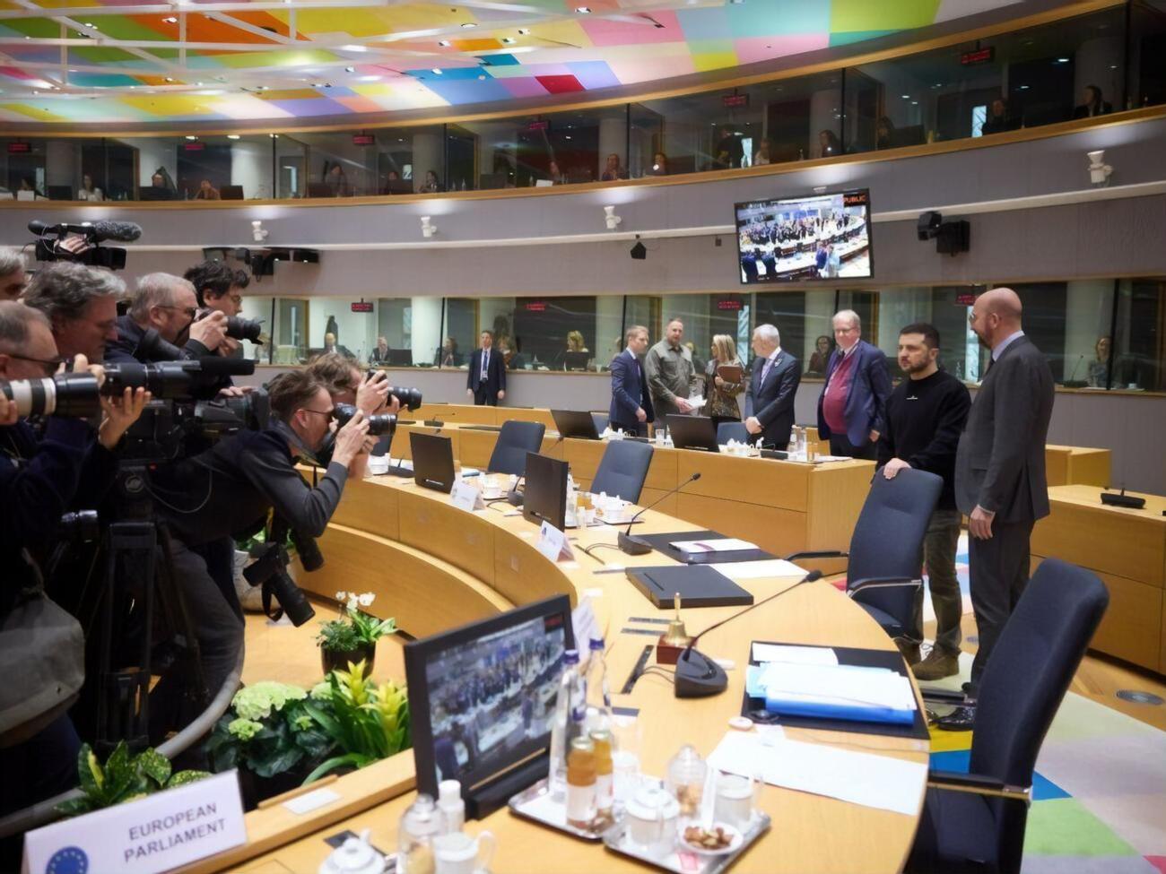 Зеленский призвал ЕС ввести санкции против атомной отрасли РФ