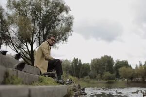 Філатов, знайомлячись зі звуками нового міста, міксує їх і вже під час монтажу створює композицію з них