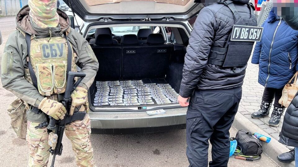Средняя стоимость "билета на побег" составляла $1,5–12 тыс. с клиента, отметили в СБУ