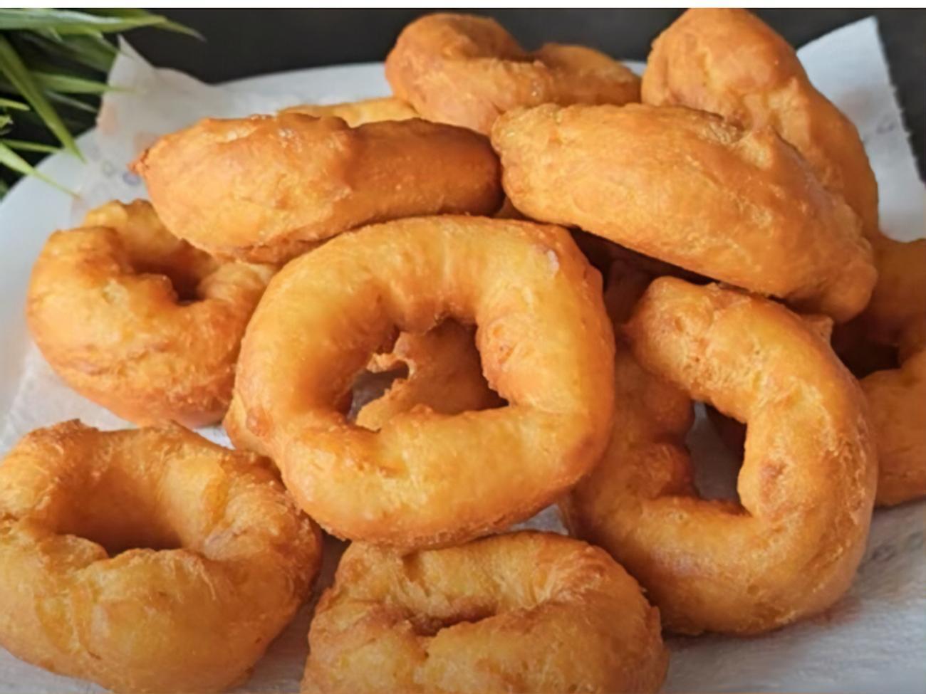 Тісто для пончиків готують із використанням йогурту