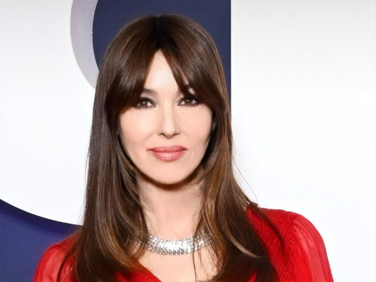 Белуччи родилась 30 сентября 1964 года