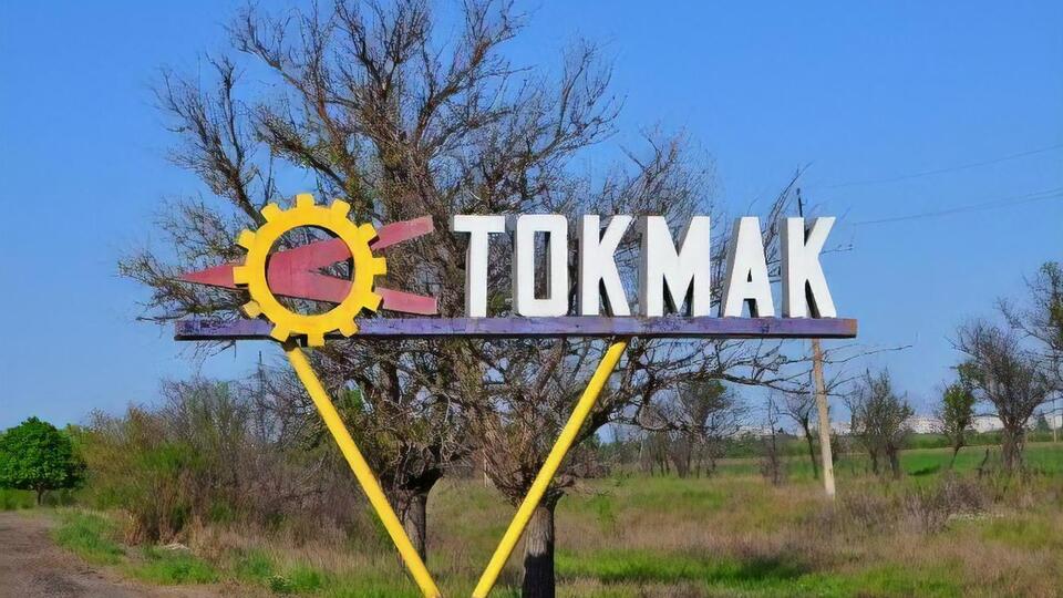 На тимчасово окупованих територіях загарбники навчають дітей за російськими програмами