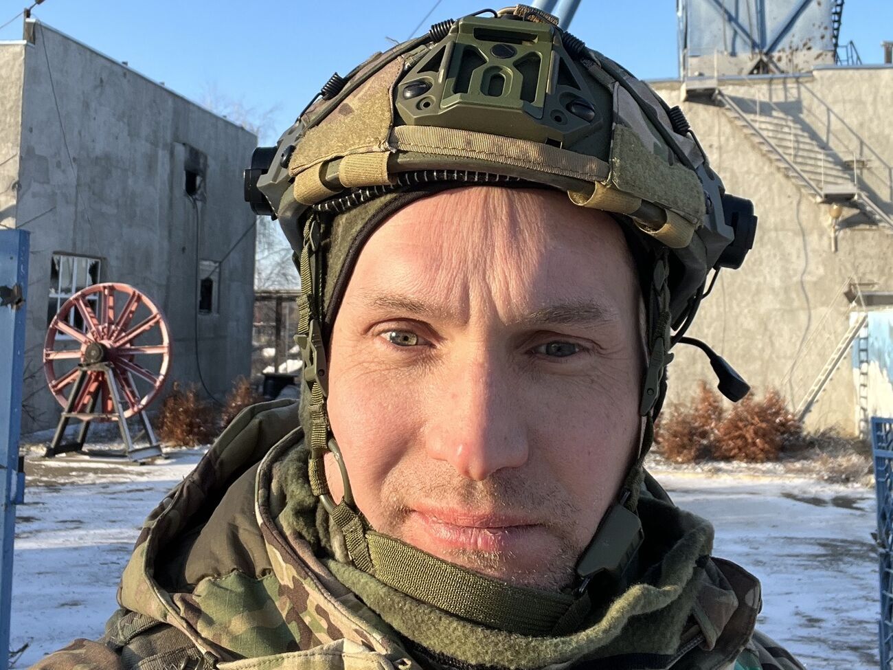 Обстановка в районе Бахмута очень тяжелая, враг глубоко охватил город. Приказ "держаться" в этой обстановке единственно возможный