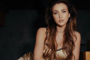 Різатдінова: Я кричала на маму, сказала: "Усе, ми більше не будемо бачитися через твою позицію, через те, що ти кажеш!"