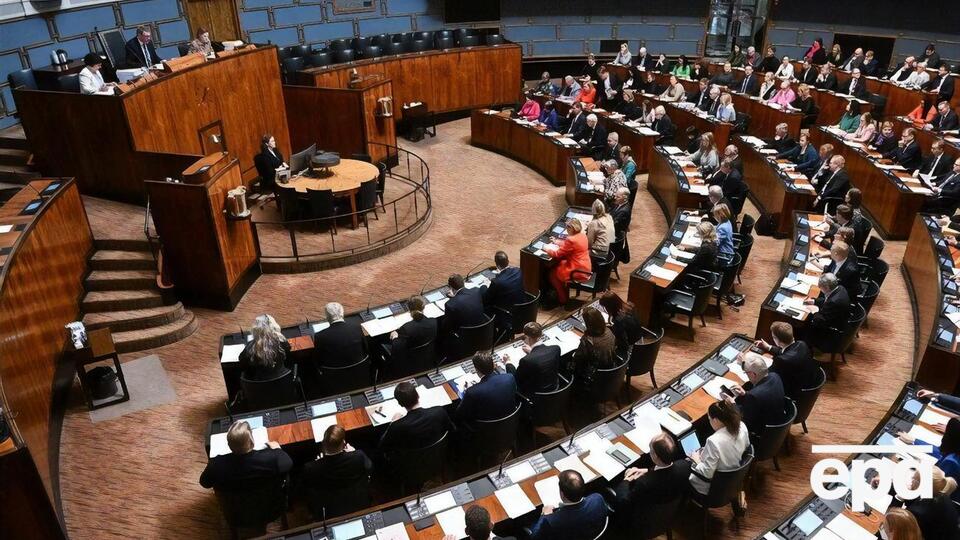 Вступление Финляндии в НАТО поддержали 184 депутата, против были семеро