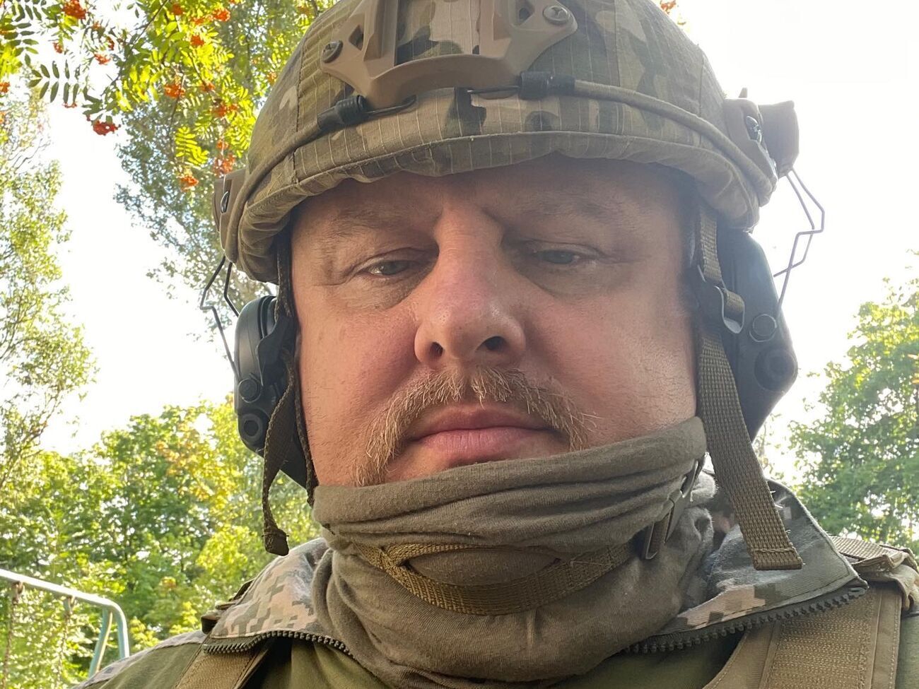 Крищенко:&nbsp;Много было добровольцев, пытавшихся найти оружие&nbsp;&ndash; и уже уезжать на какие-то позиции, занимать какие-то блокпосты, настраиваться, чтобы встречать врага