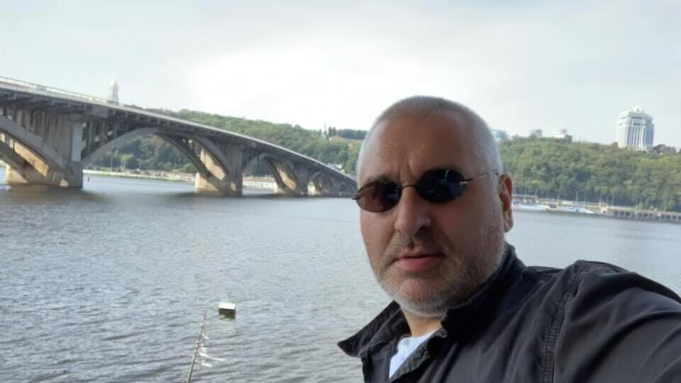 Фейгін: Ви знаєте, що умисно світло вмикають у Кремлі, щоб показати, що Путін нібито працює