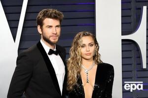 Сайрус і Гемсворт прожили у шлюбі менше ніж рік